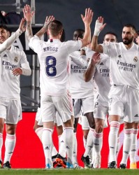  罗马中场核心感染新冠，缺席生死战  