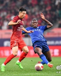  VAR争议判罚引发主帅集体炮轰  