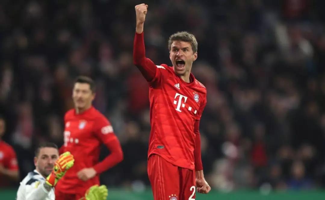  洛里昂旧将回归救主，替补登场上演梅开二度  