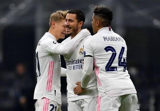  国际米兰创纪录连胜，提前锁定半程冠军  